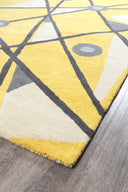 Geometry yellow
